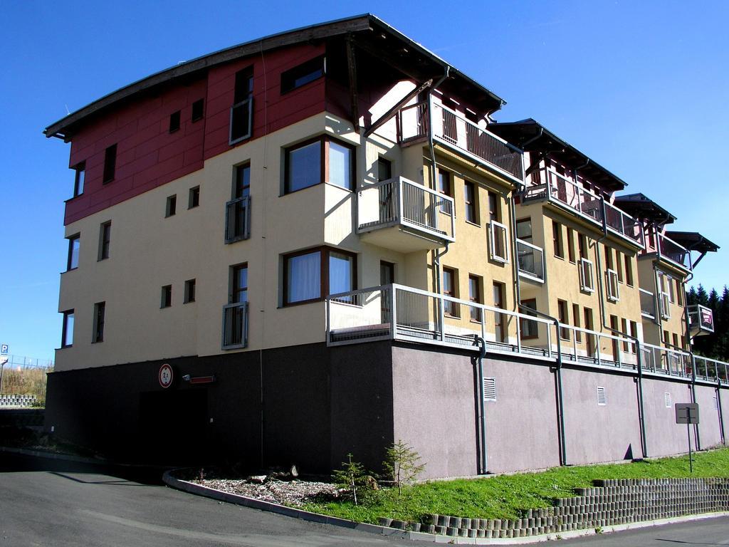 Apartman Klinovec 365 Loučná pod Klínovcem Buitenkant foto